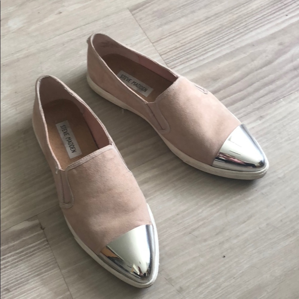 Light pink suede Steve Madden slip on sneaker
